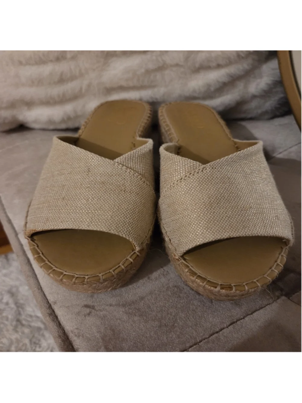 Women's Franco Sarto Beige Espadrille Wedge Sandals Size 7.5